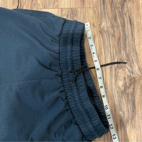 Alphalete Zip Jogger in Navy - Picture 10 of 12